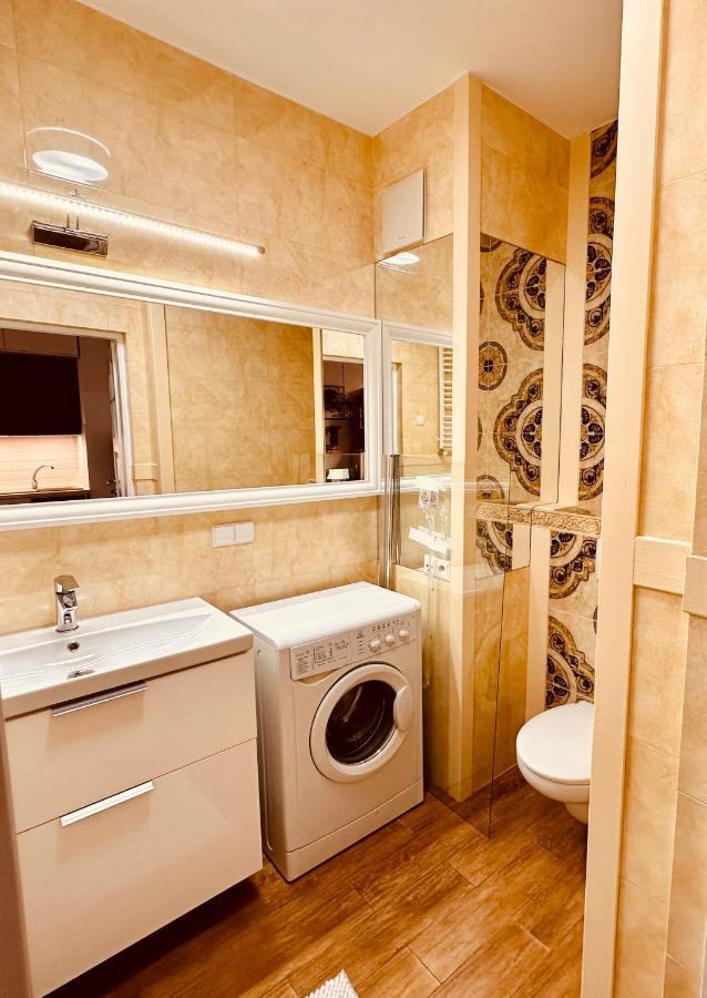 Jardin Apartment Ursynow ワルシャワ エクステリア 写真