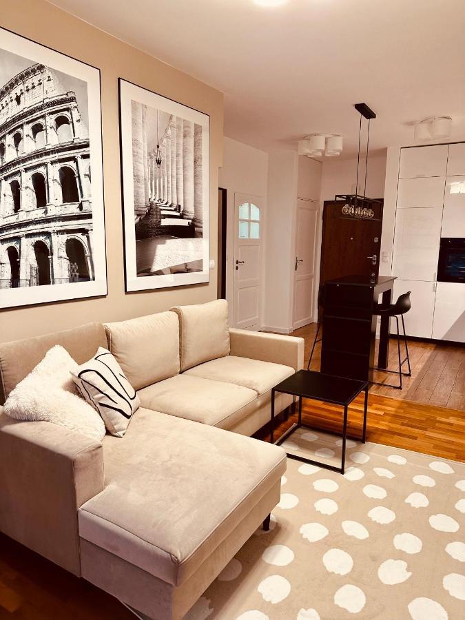 Jardin Apartment Ursynow ワルシャワ エクステリア 写真