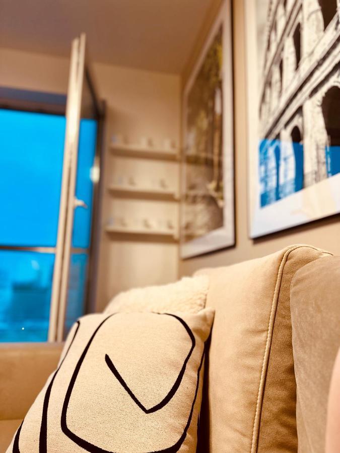 Jardin Apartment Ursynow ワルシャワ エクステリア 写真